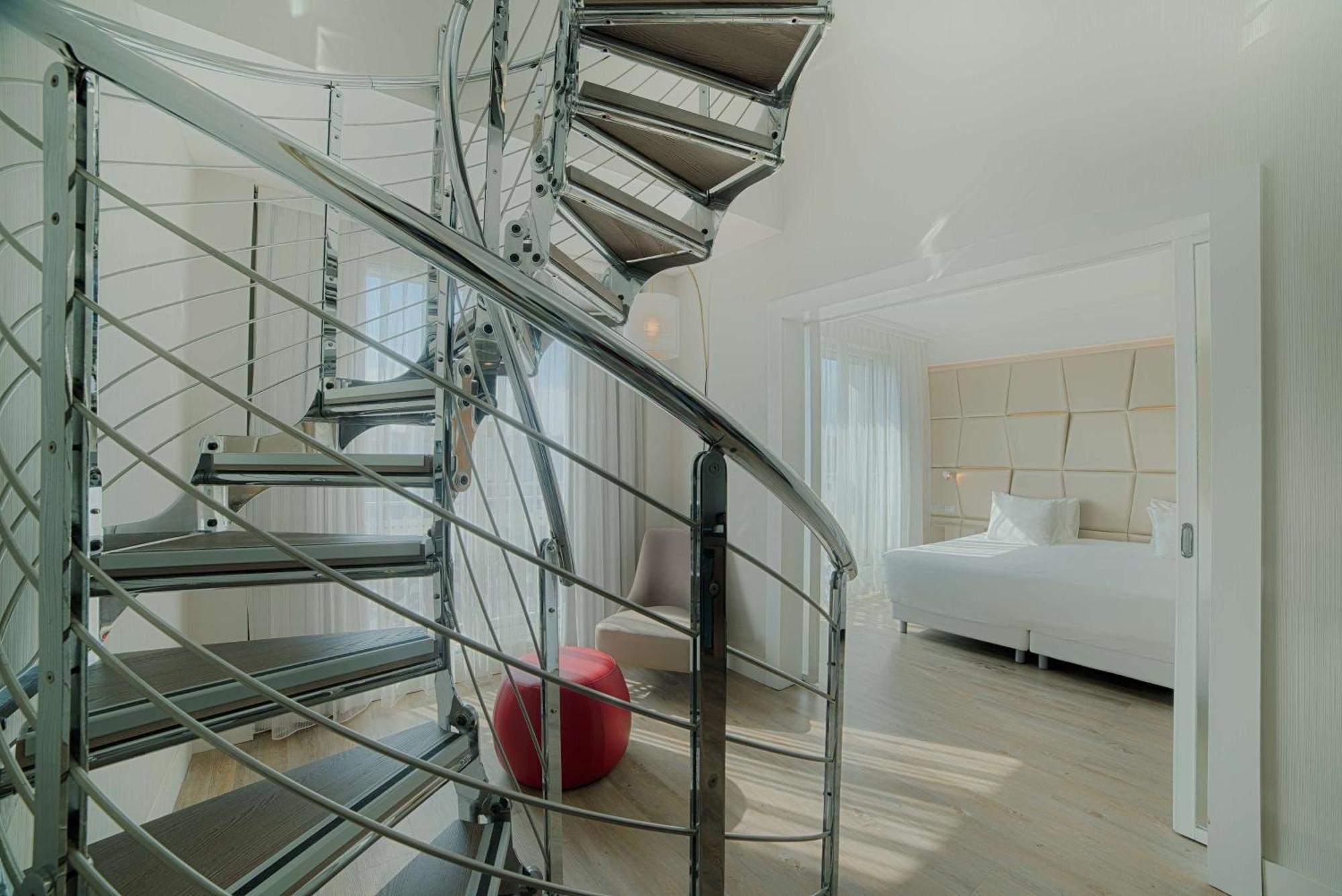 Hotel NH Collection Roma Centro Esterno foto